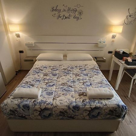 Blue Rose Private Room Salerno Exterior foto