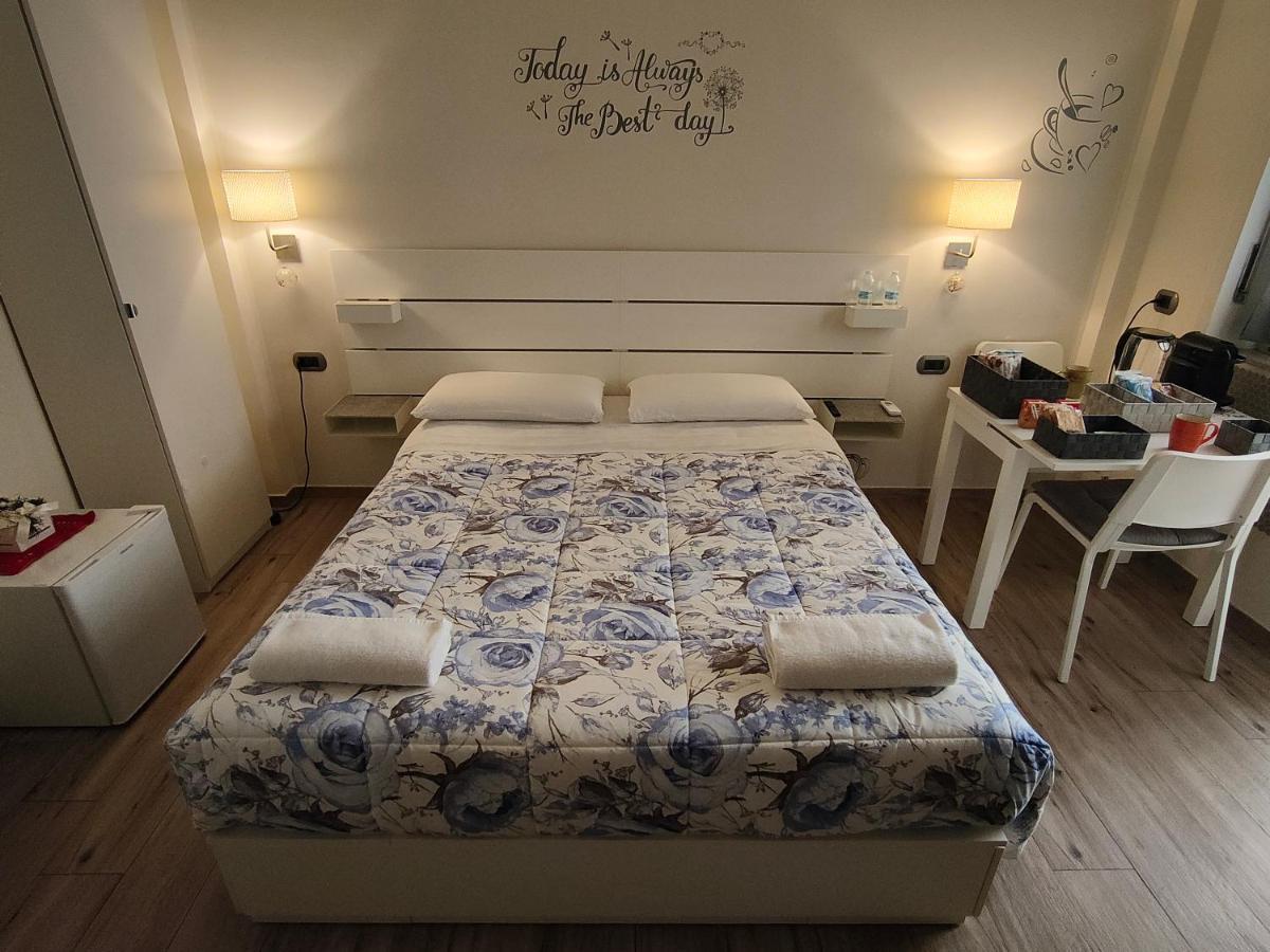 Blue Rose Private Room Salerno Exterior foto